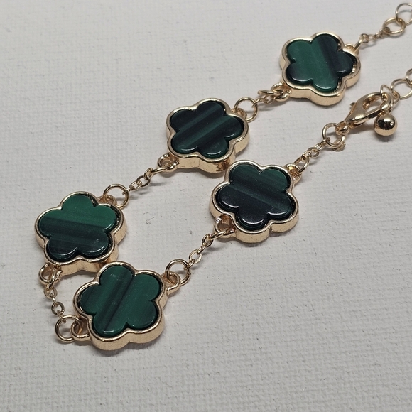 Bohemian Gold Green Clover Fashion Charm Bracelet - Picture 4 of 8